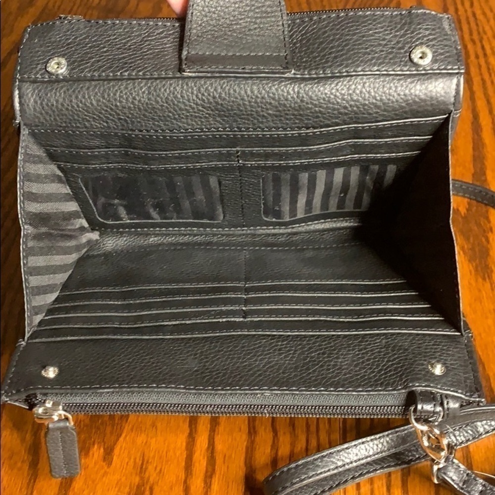 Black Leather Crossbody Purse - Picture 3 of 9